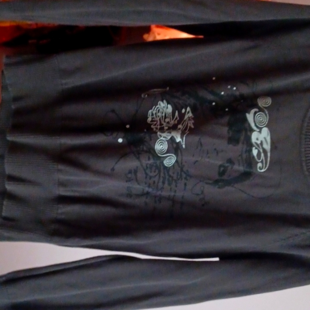 Di:face sweater
